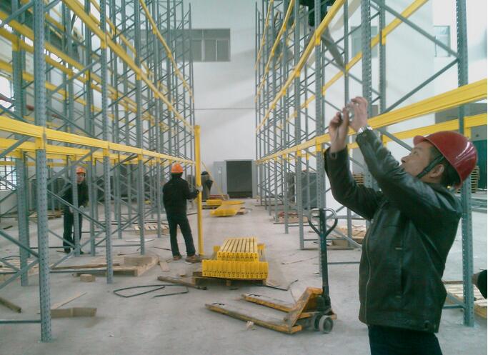 慈溪倉儲貨架安裝現(xiàn)場